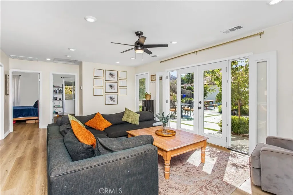 35688 Date, Yucaipa, California 92399 home-pic-34