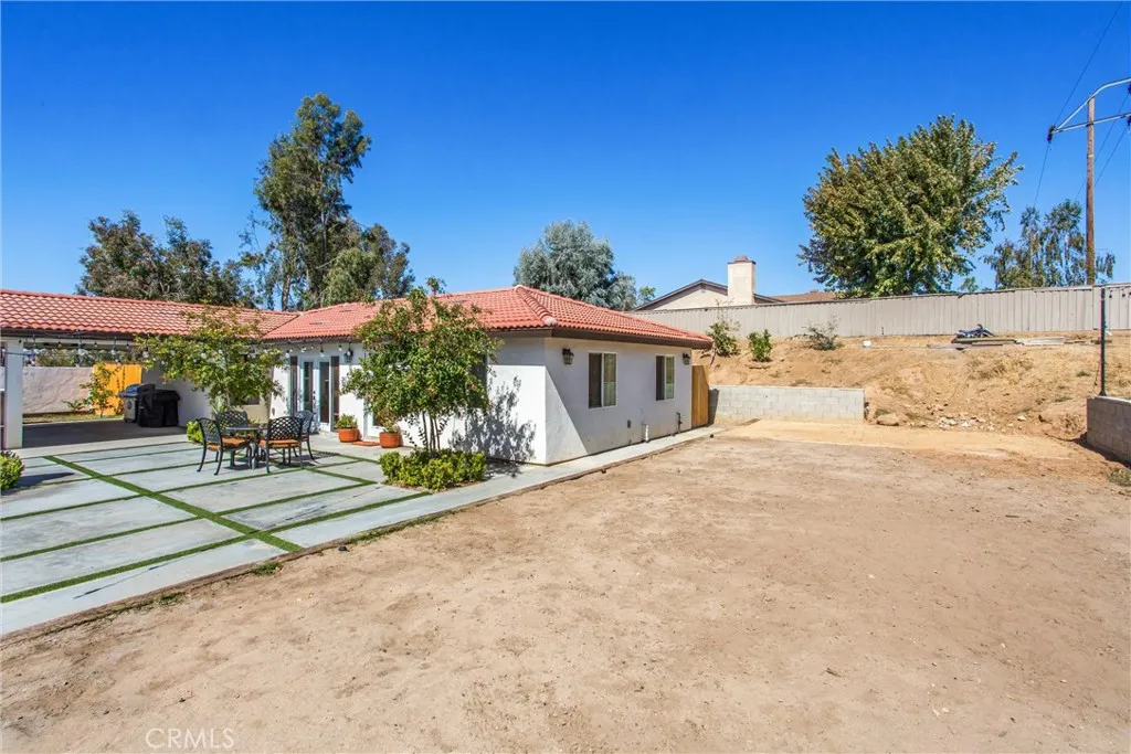 35688 Date, Yucaipa, California 92399 home-pic-31