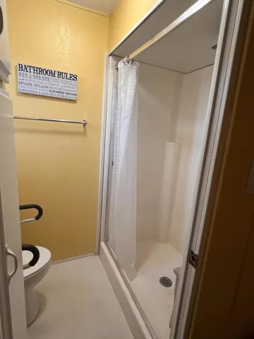 Master shower