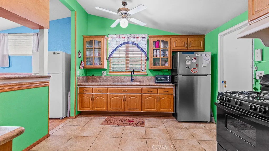 19230 Nearbrook Street, Canyon Country, California 91351 home-pic-15