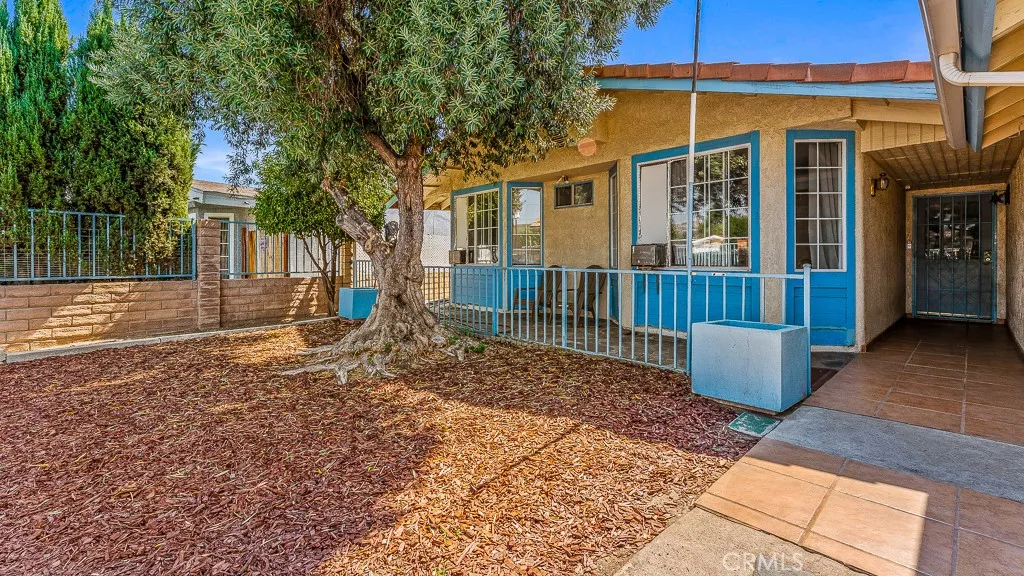 19230 Nearbrook Street, Canyon Country, California 91351 home-pic-3