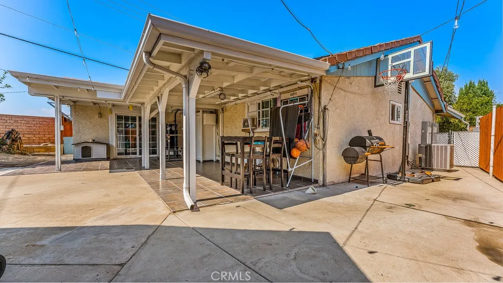 19230 Nearbrook Street, Canyon Country, California 91351 home-pic-35