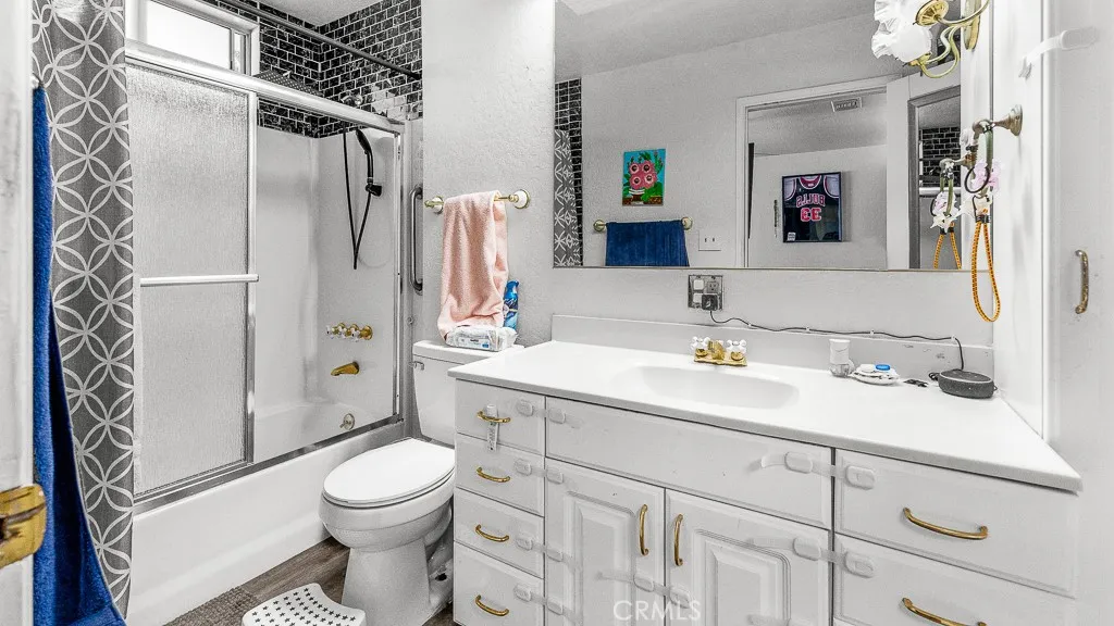 19230 Nearbrook Street, Canyon Country, California 91351 home-pic-28