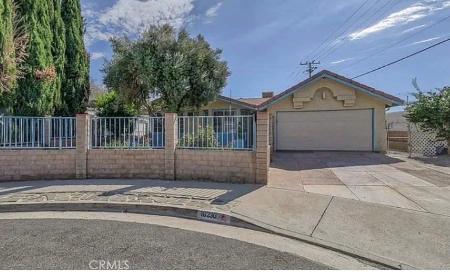 19230 Nearbrook Street, Canyon Country, California 91351 home-pic-0