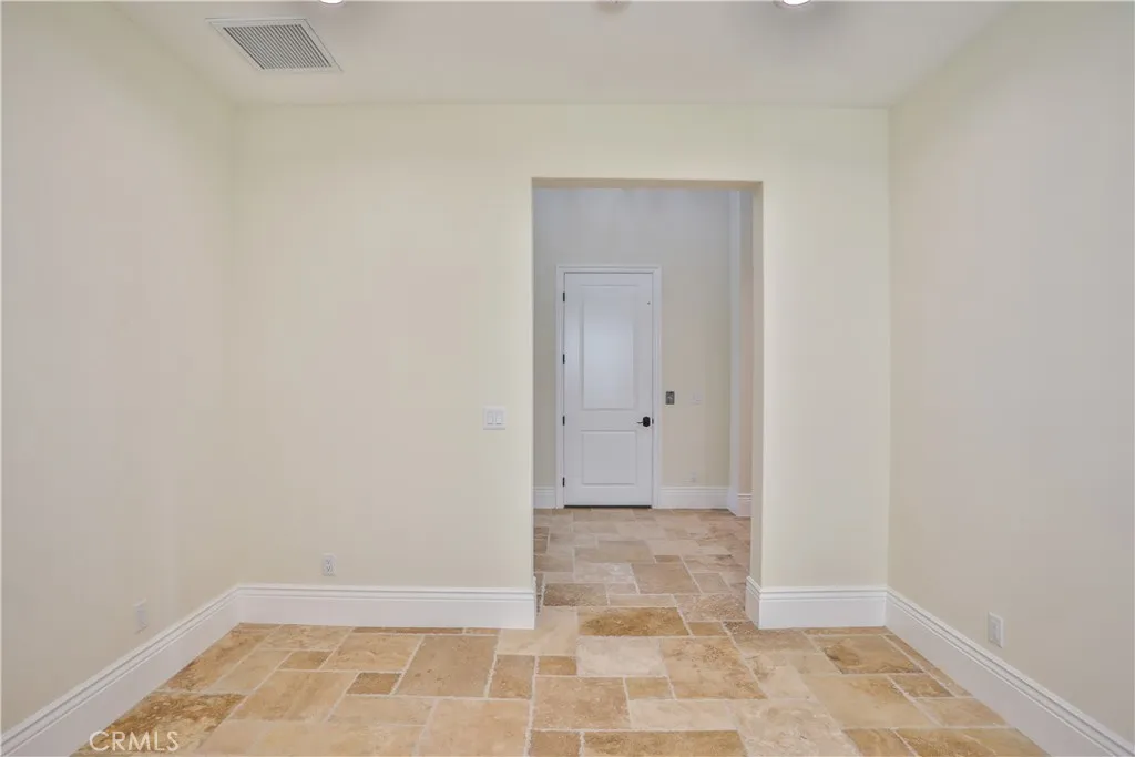 22477 Boating Way, Canyon Lake, California 92587 home-pic-14