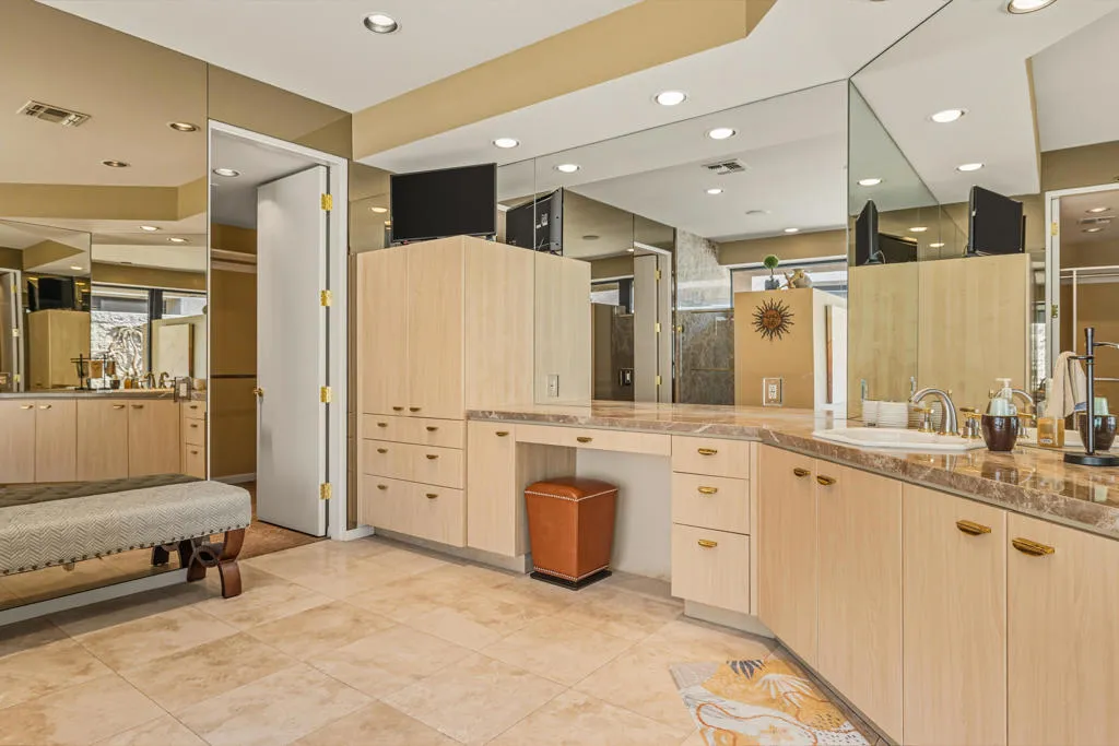 77720 Cove Point Circle, Indian Wells, California 92210 home-pic-55