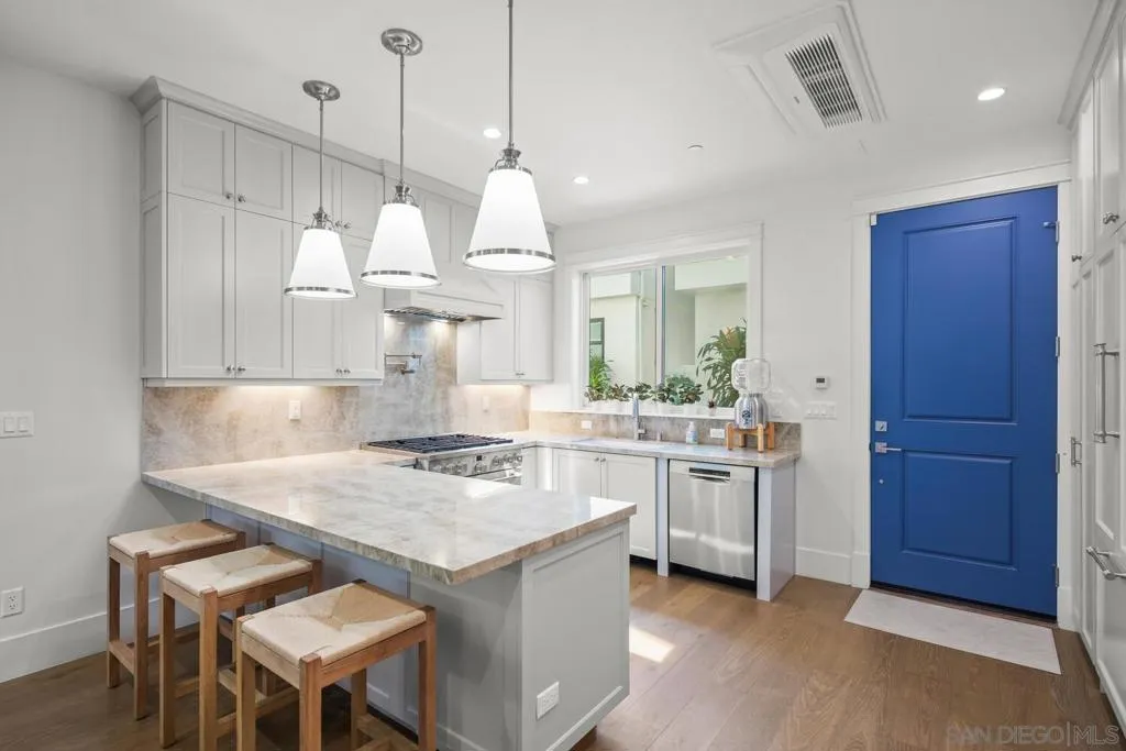 548 G Avenue, Coronado, California 92118 home-pic-9