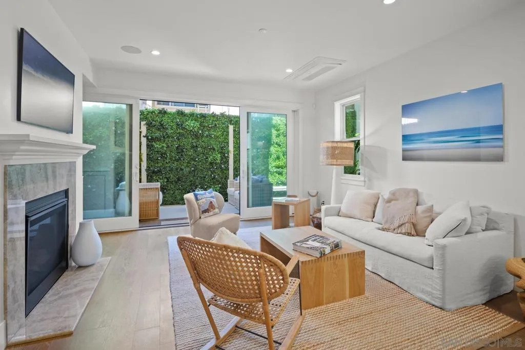 548 G Avenue, Coronado, California 92118 home-pic-12