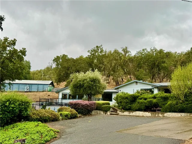 8451 Gibson Lane, Potter Valley, California 95469