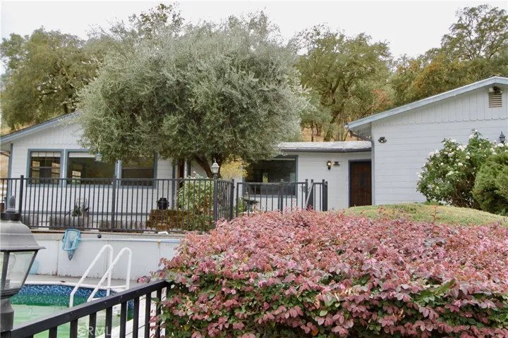 8451 Gibson Lane, Potter Valley, California 95469