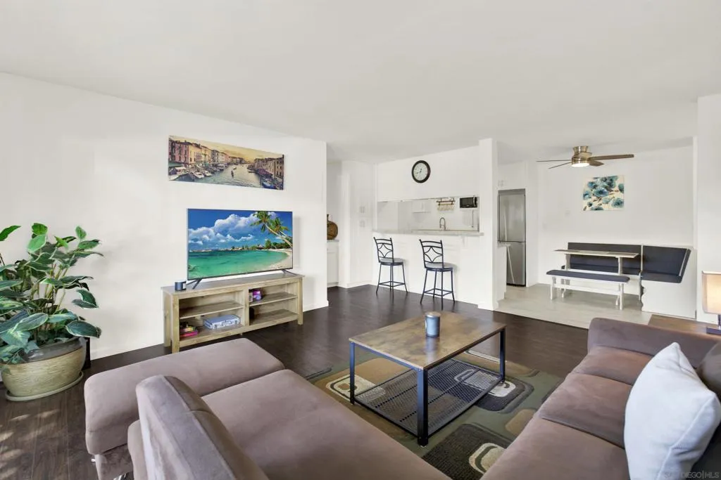 6780 Friars Road 153, San Diego, California 92108 home-pic-3
