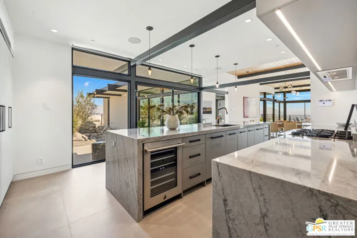 2 dishwashers and wine captain