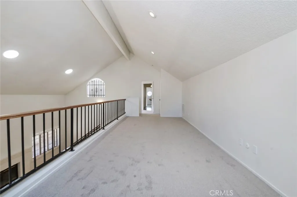 19229 Pine, Apple Valley, California 92308 home-pic-16