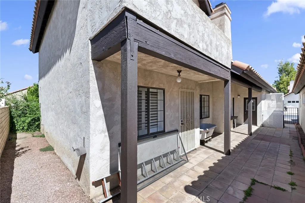 19229 Pine, Apple Valley, California 92308 home-pic-22