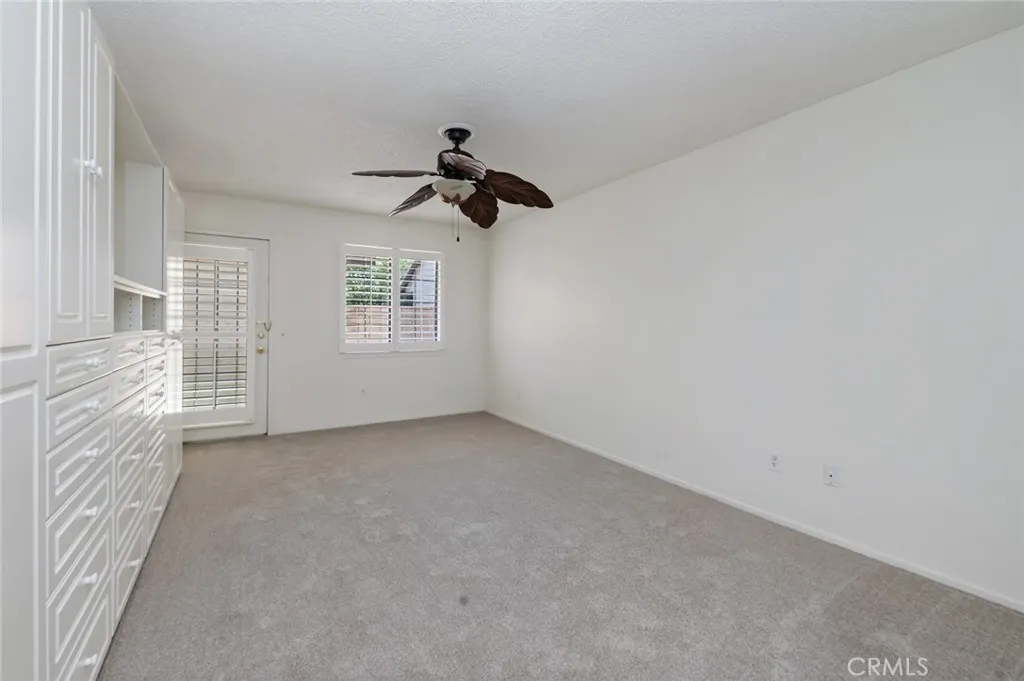 19229 Pine, Apple Valley, California 92308 home-pic-11