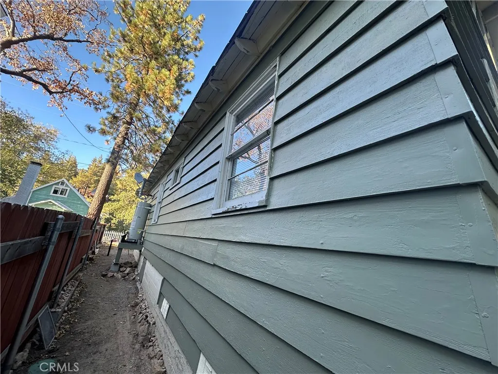 32961 Squirrel, Arrowbear, California 92382 home-pic-12