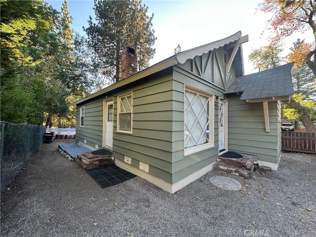 32961 Squirrel, Arrowbear, California 92382 home-pic-13