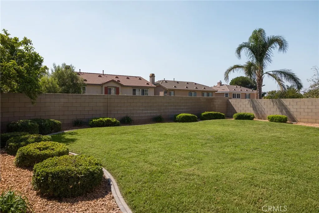 15129 Wright Court, Fontana, California 92336 home-pic-21