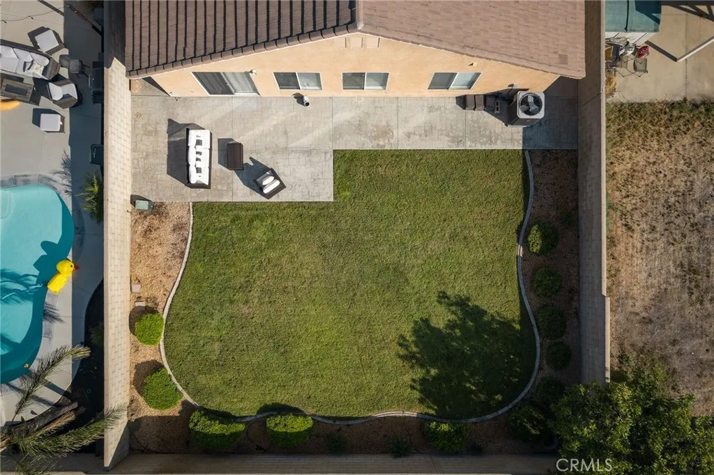 15129 Wright Court, Fontana, California 92336 home-pic-25