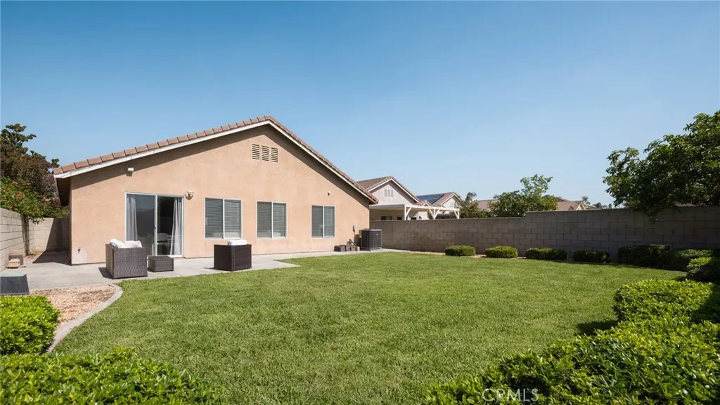 15129 Wright Court, Fontana, California 92336 home-pic-19