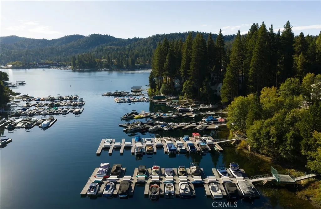 527 Rainier Road, Lake Arrowhead, California 92352 home-pic-42