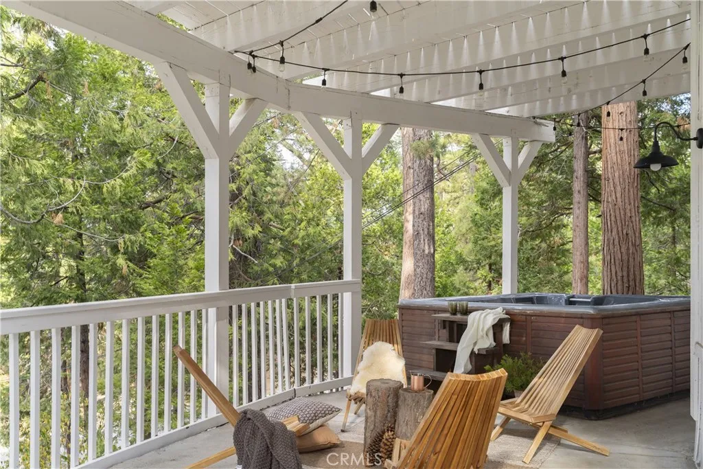 527 Rainier Road, Lake Arrowhead, California 92352 home-pic-34