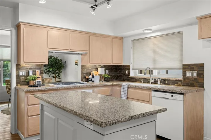 2158 North Avenue, Chico, California 95926