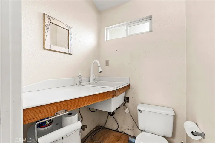 2158 North Avenue, Chico, California 95926