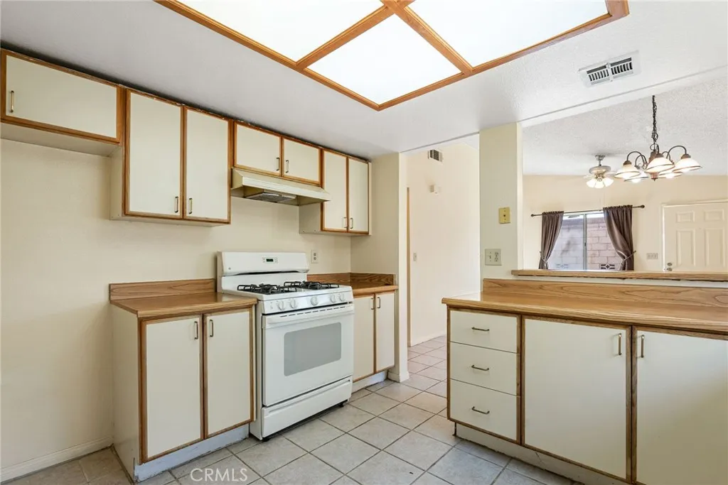1700 E Avenue Q14  home-pic-31