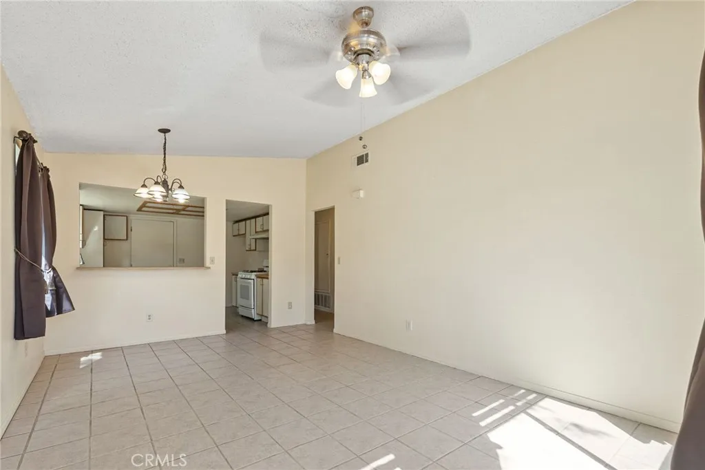 1700 E Avenue Q14  home-pic-4