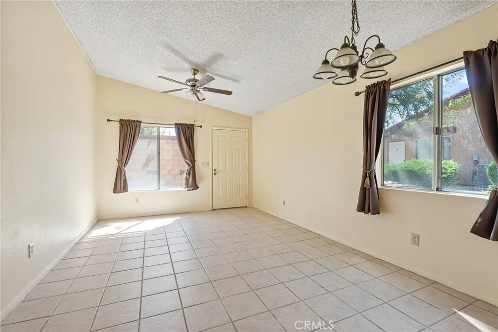 1700 E Avenue Q14  home-pic-8