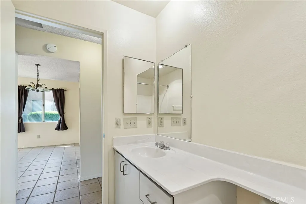 1700 E Avenue Q14  home-pic-26