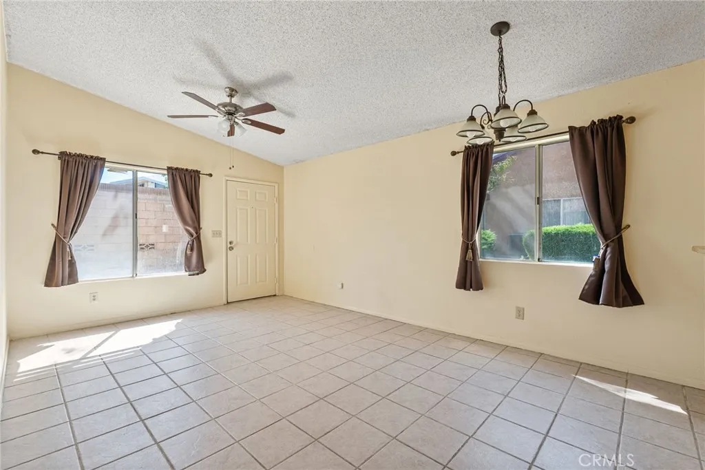 1700 E Avenue Q14  home-pic-10