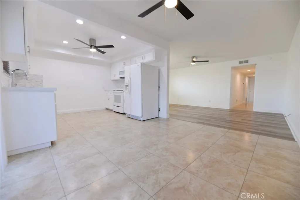 251 Avenida Madrid, San Clemente, California 92672 home-pic-16