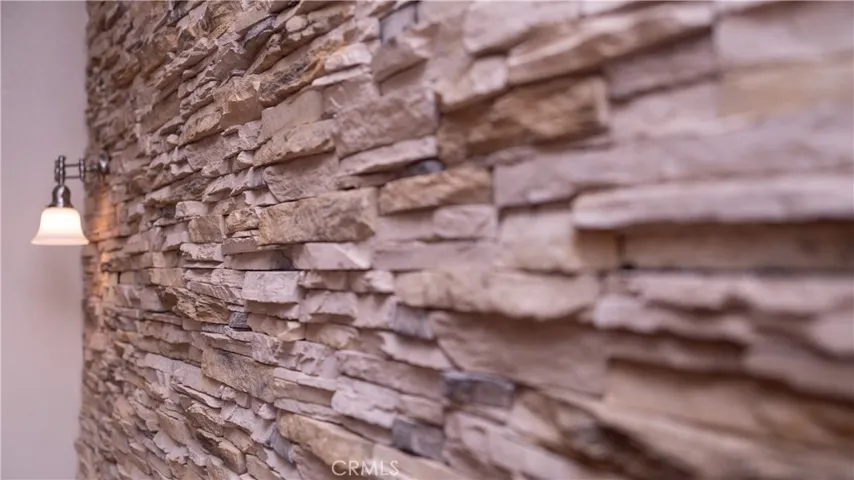 Primary Bedroom Wall Detail