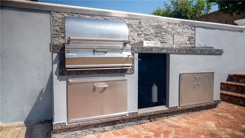 Backyard Built-In BBQ