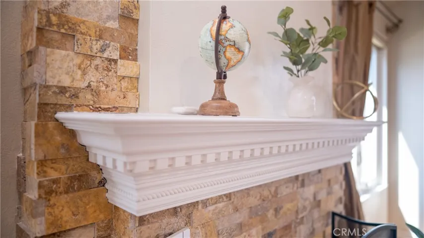 Living Room Fireplace with Mantle