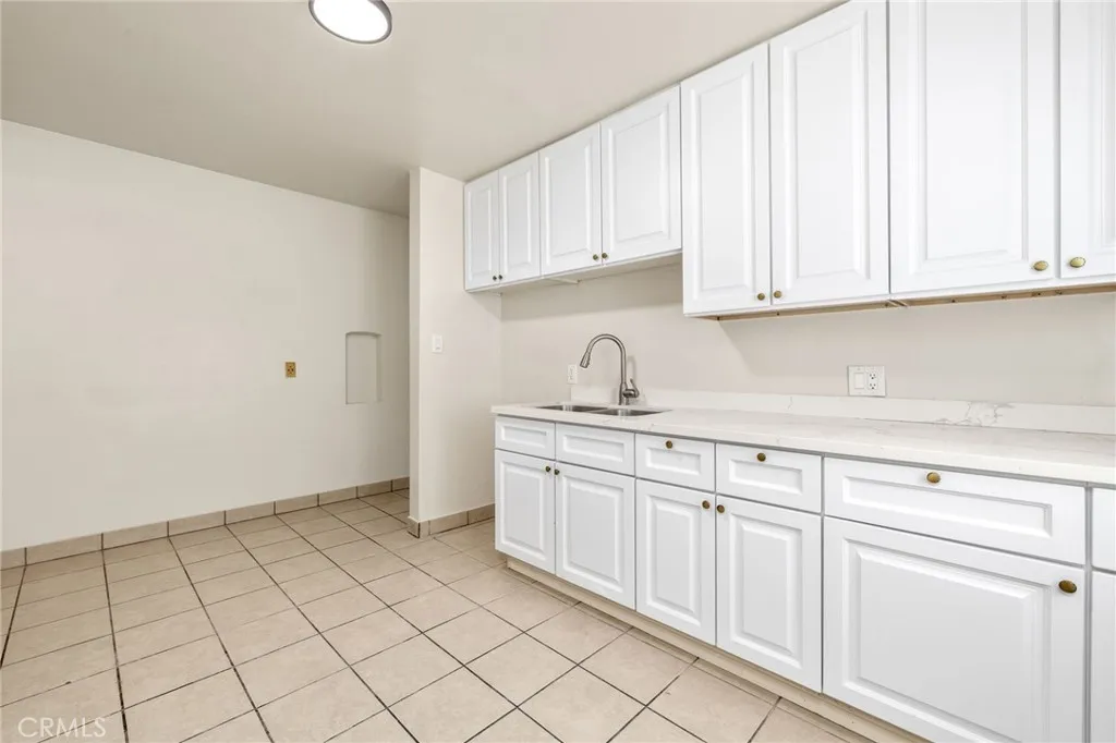 22720 Harvard, Torrance, California 90501 home-pic-14