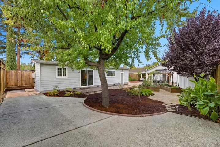 334 Hillview Avenue, Redwood City, California 94062