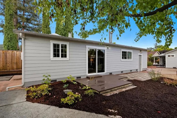334 Hillview Avenue, Redwood City, California 94062