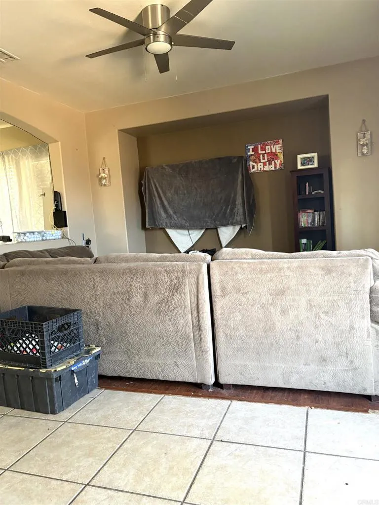 33510 Cedar Creek Lane, Lake Elsinore, California 92532 home-pic-9