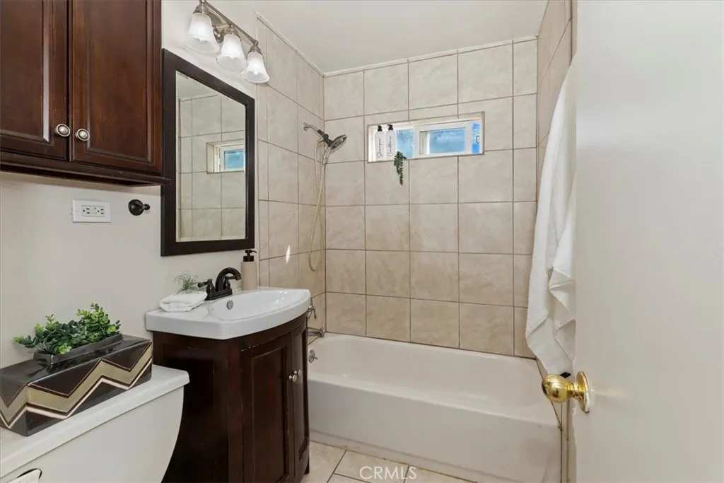 4174 Center Avenue, Norco, California 92860 home-pic-18