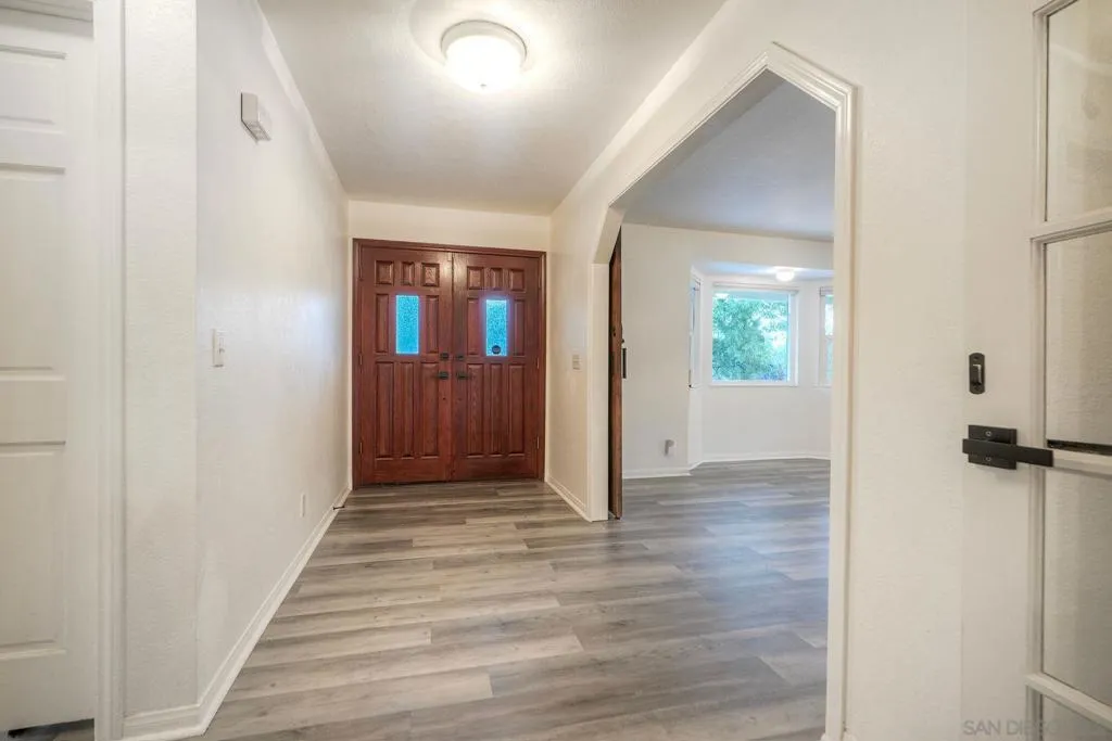 23003 Arjo Lane, Ramona, California 92065 home-pic-8