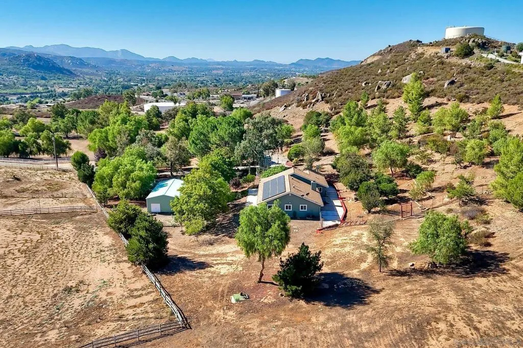 23003 Arjo Lane, Ramona, California 92065 home-pic-0