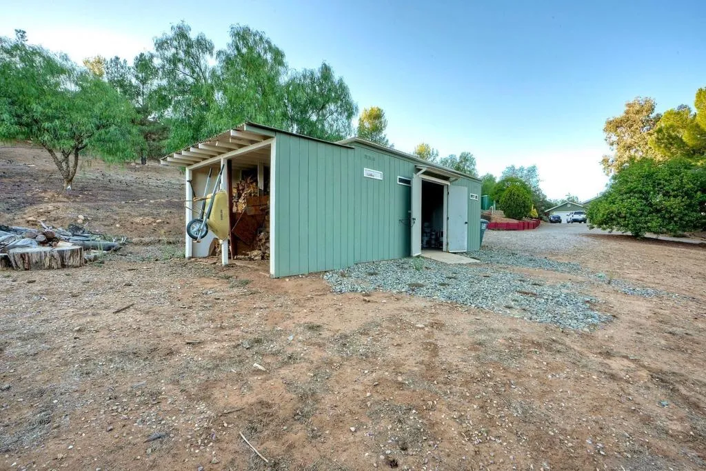 23003 Arjo Lane, Ramona, California 92065 home-pic-35