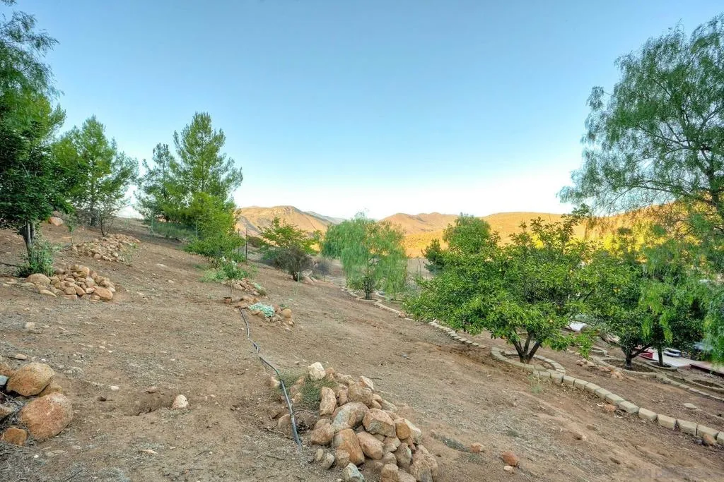 23003 Arjo Lane, Ramona, California 92065 home-pic-46