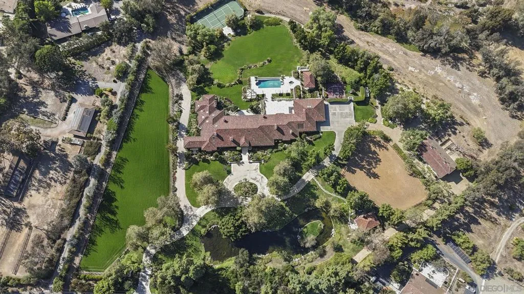 17872 Via De Fortuna, Rancho Santa Fe, California 92067 home-pic-49
