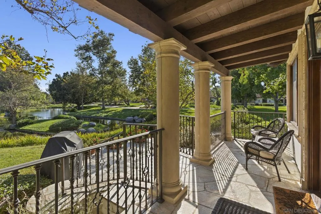 17872 Via De Fortuna, Rancho Santa Fe, California 92067 home-pic-42
