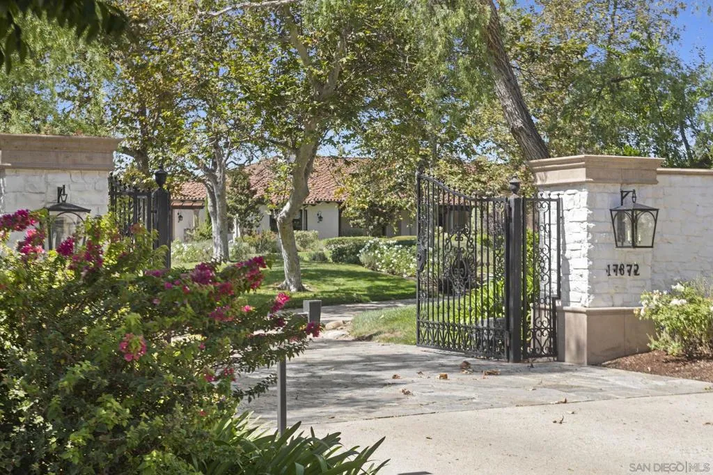 17872 Via De Fortuna, Rancho Santa Fe, California 92067 home-pic-52