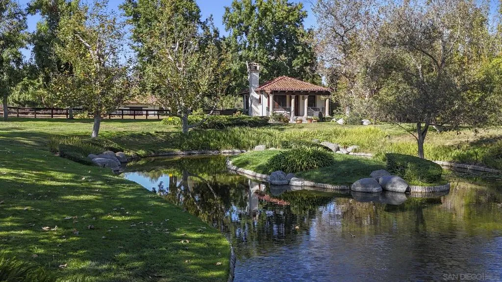 17872 Via De Fortuna, Rancho Santa Fe, California 92067 home-pic-41